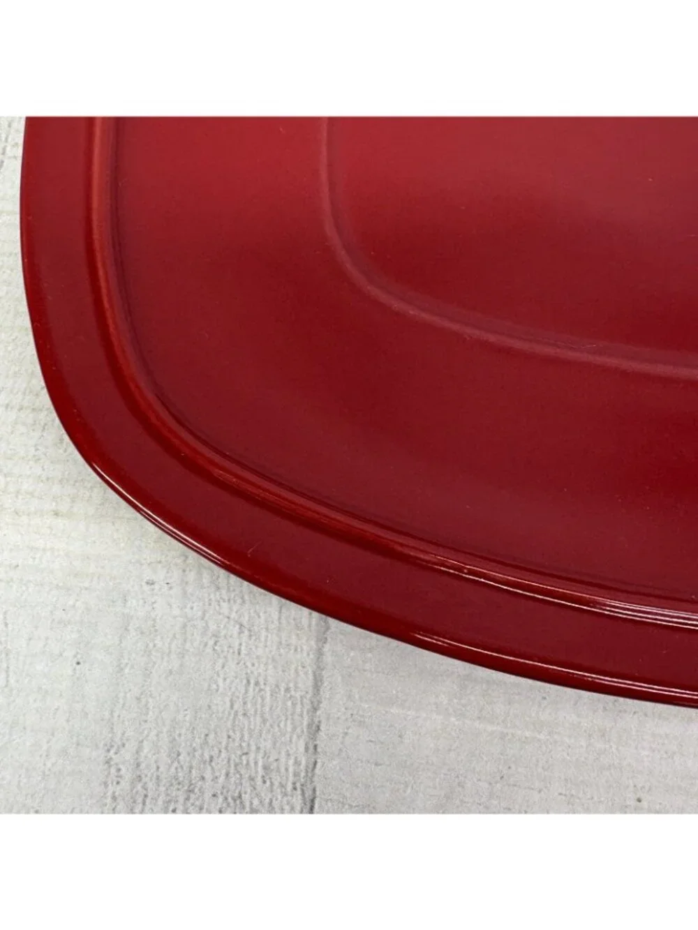 Home Trends CANOPY RED Cranberry Embossed Square Porcelain Dinner Plates Set 4